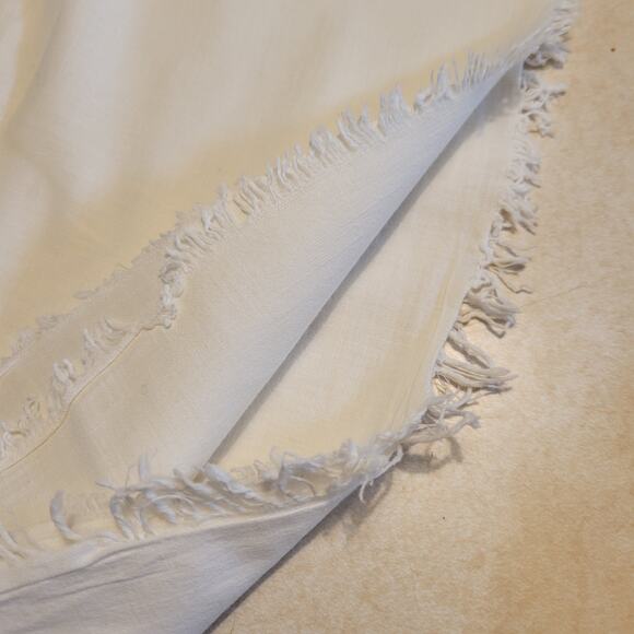 Vintage Handmade Bedspread Embroidered Flowers 72x80 Fringe Edges Floral Retro - Picture 12 of 14